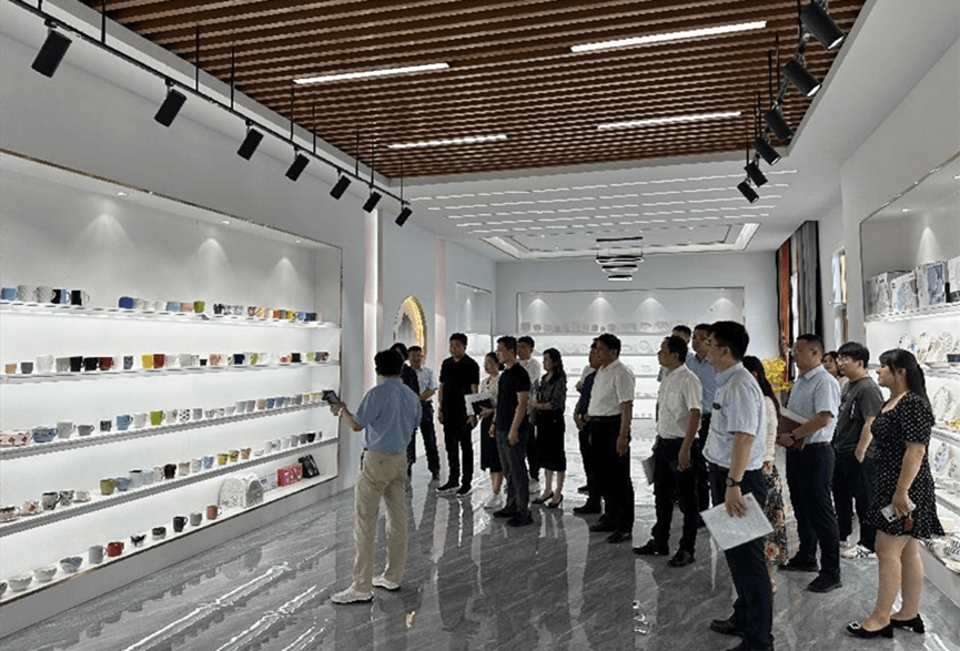  罗庄区组织“金融赋能工业企业”银行行长进企业活动第二期——日用瓷行业专场